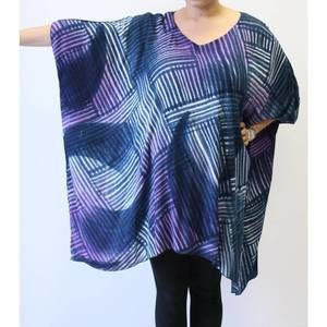 NEW MODESCE hand painted katie poncho tunic in crystal black violet